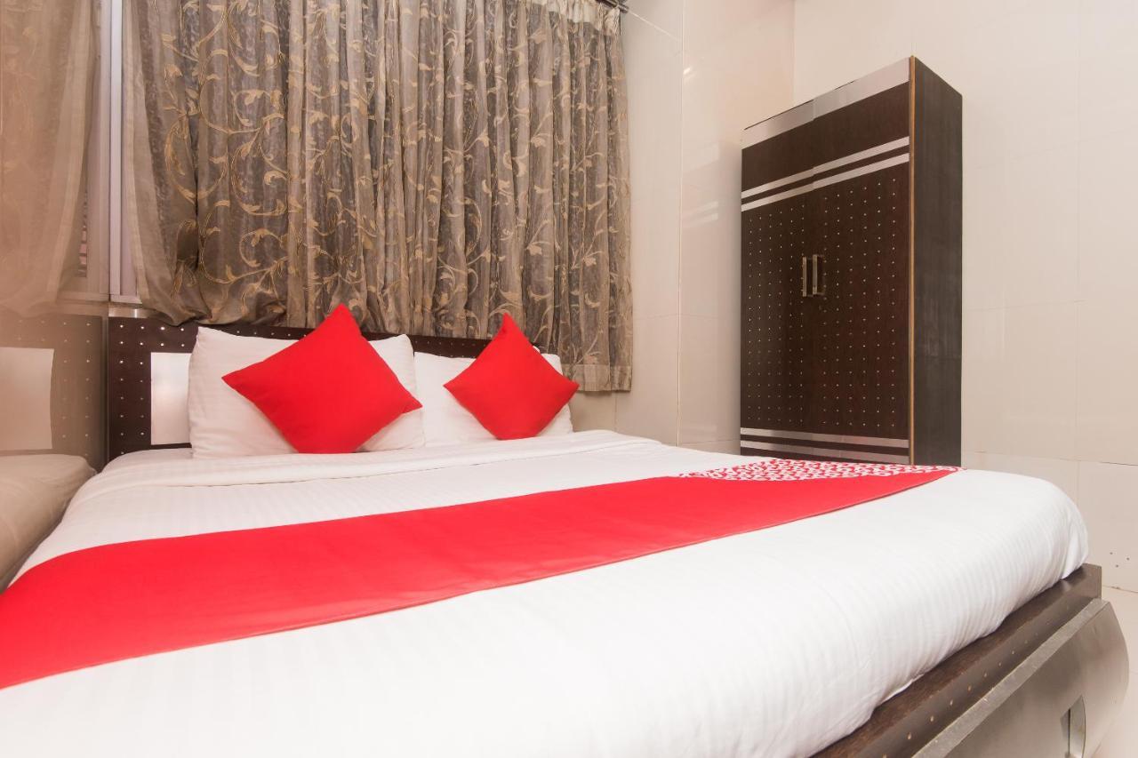 Hotel Oliver, Colaba ムンバイ エクステリア 写真