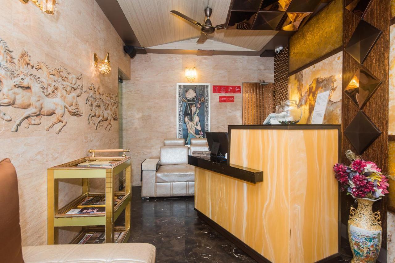Hotel Oliver, Colaba ムンバイ エクステリア 写真